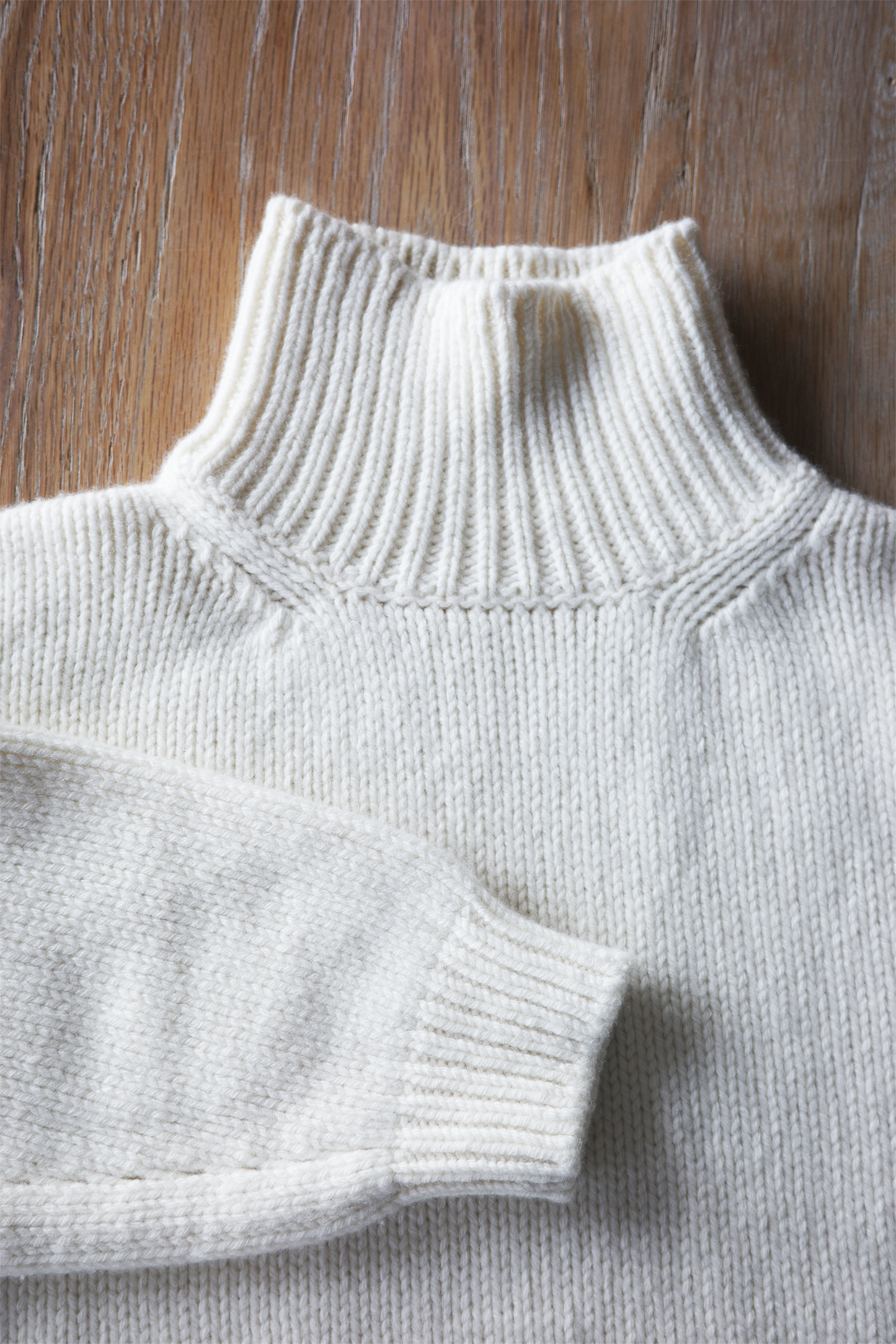 《 予約 》家庭機編み:Wool Cashmere Silk Turtle Neck