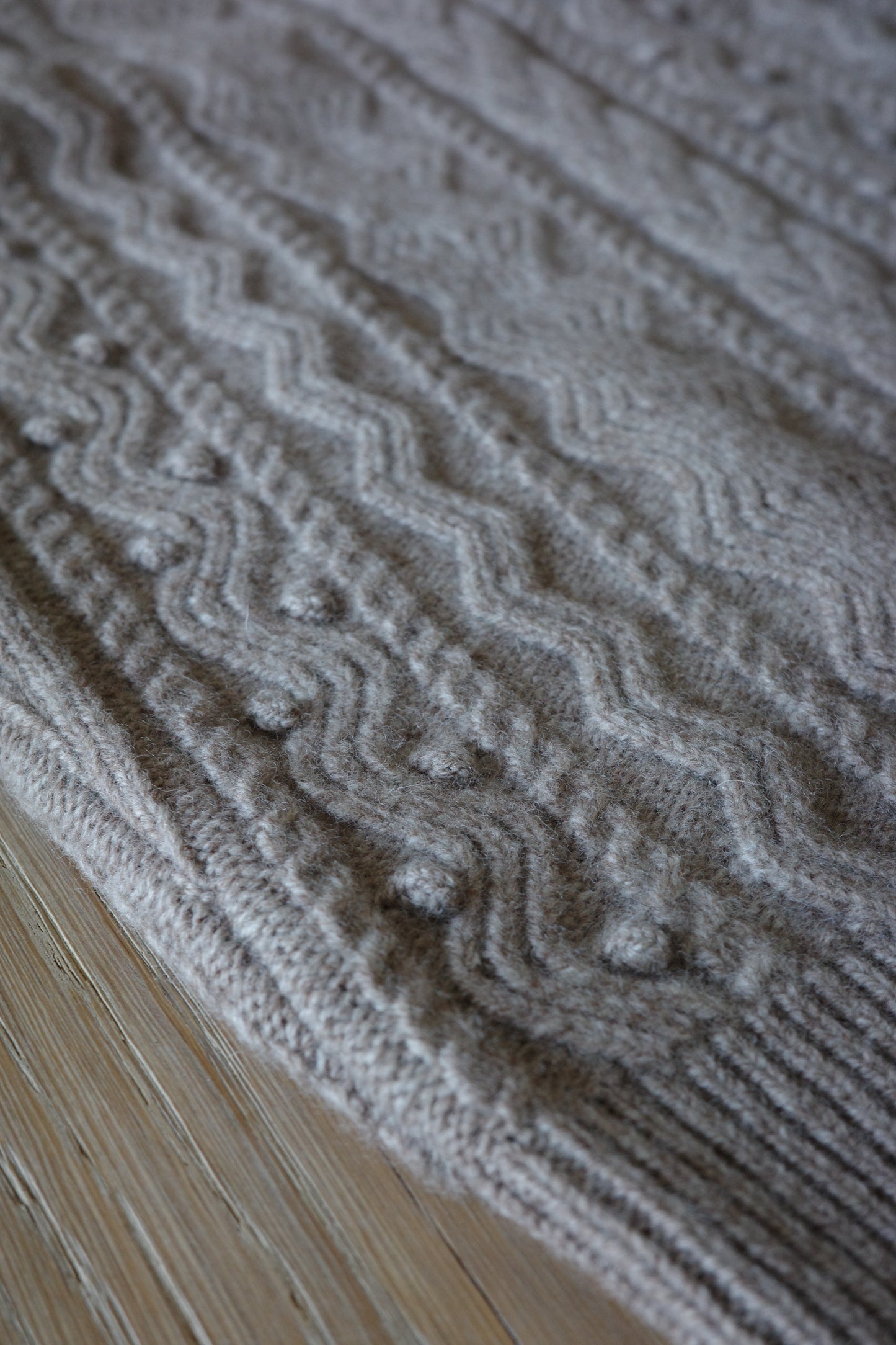 《 10月中旬 》Lambs Wool Cable Knit